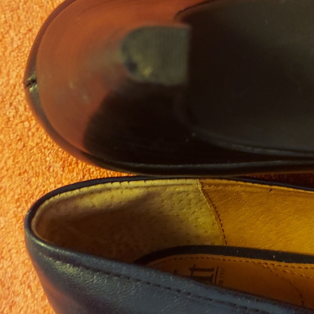 Shoes - Picture 6 of 6